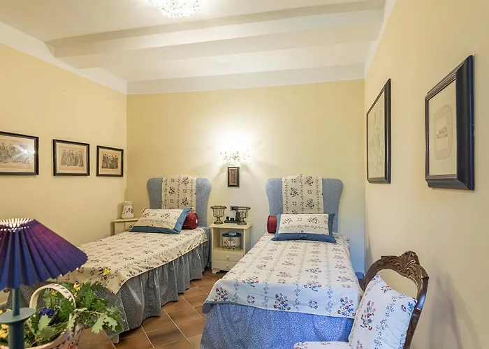 Вилла Rinaldi 6, Emma *