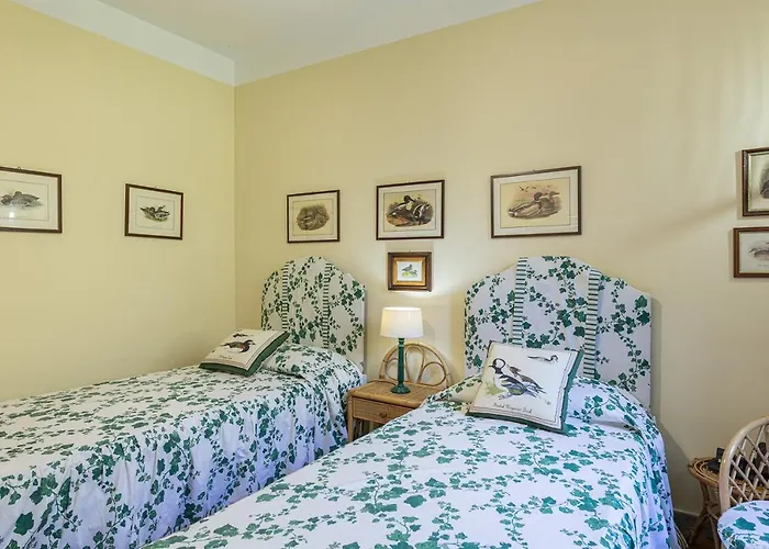 Rinaldi 6, Emma * Valli